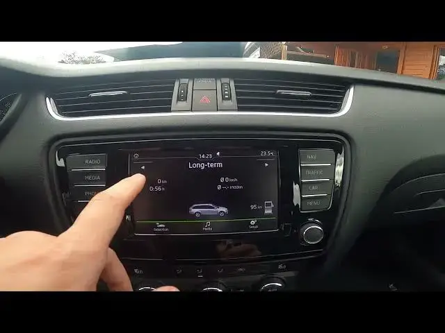 'Video thumbnail for How to Check Driving Info on Screen in Skoda Octavia III ( 2013 – 2020 ) - Find and Manage Trip Info'