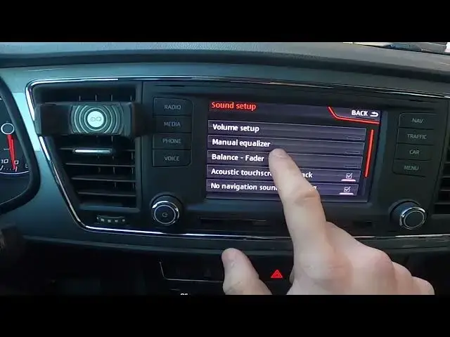 'Video thumbnail for How to Find and Manage Sound Settings in Seat Leon III ( 2012 - 2020 ) - Customize Sound Settings'