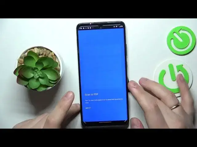 'Video thumbnail for How to Scan a Document and Make it into a PDF File on the MOTOROLA One 5G Ace'