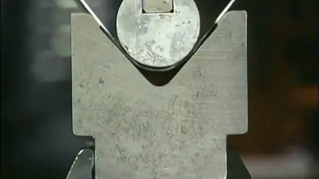 'Video thumbnail for The working principle of bending sheet metal'