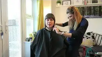 'Video thumbnail for Hair Tips With a Top Hairdresser'