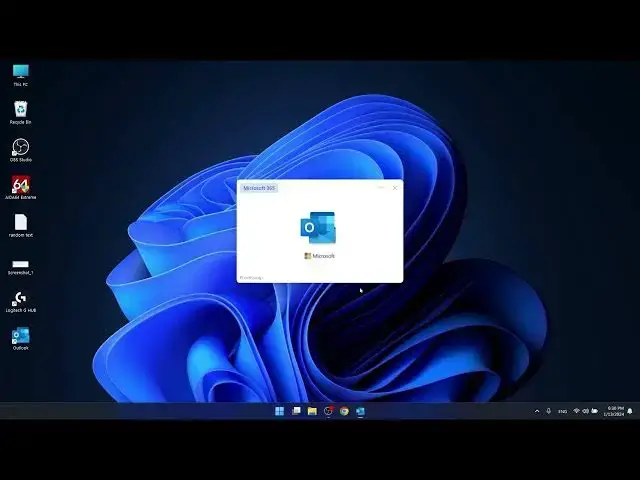 'Video thumbnail for How to Move Your Outlook Toolbar from Side to Bottom'