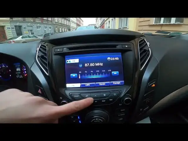 'Video thumbnail for How to Change Radio Frequency in Hyundai i40 ( 2011 – 2019 ) | Switch Between AM/FM'