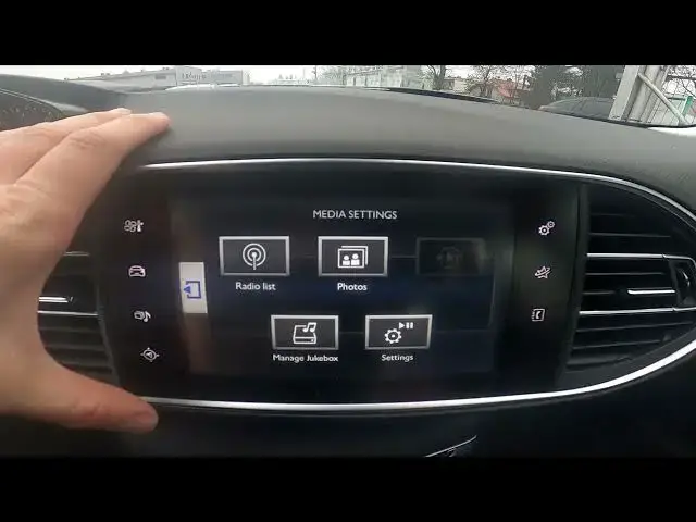 'Video thumbnail for How to Find Photos Located on Pendrive via Car's System in Peugeot 308 II ( 2013 - 2021 )'