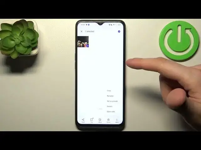 'Video thumbnail for How to Transfer Files from Internal Storage to an SD Card on OPPO A77s'