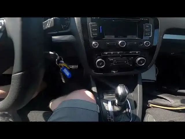 'Video thumbnail for How to Enable or Disable Traction Control in Volkswagen Scirocco III (2008-2017) - Traction Control'