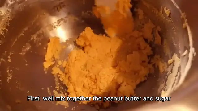 'Video thumbnail for Peanut Butter Molten Chocolate Cake'