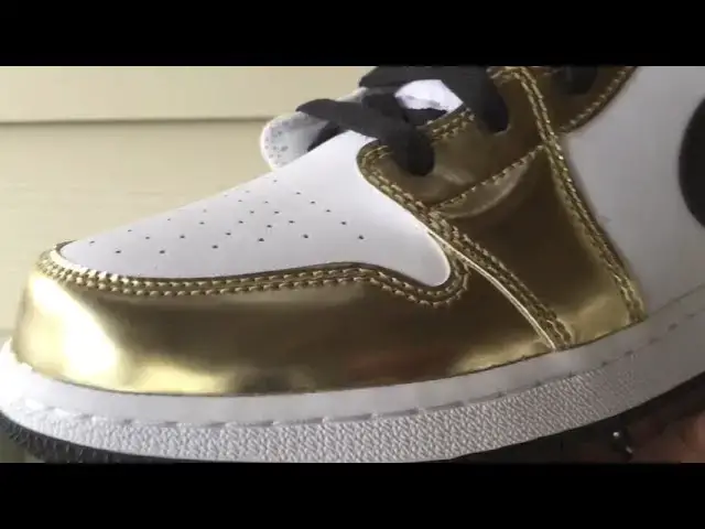 'Video thumbnail for Quick Look At The Kids Air Jordan 1 Mid White Metallic Gold & Buy It Now'