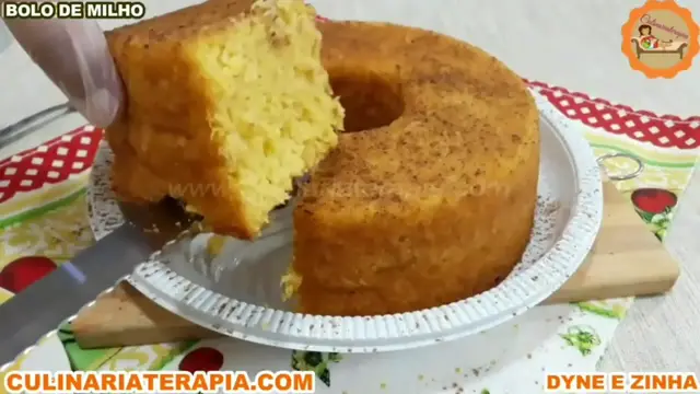 'Video thumbnail for Como Fazer Bolo de Milho de Latinha Sem Farinha de Trigo e Sem Leite '