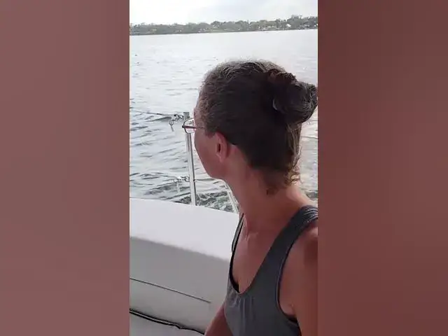 'Video thumbnail for My Babe Doesn't Like The Wakes! #svaguaazul #sailboatlife #sailboat'