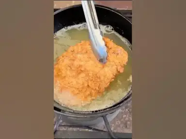 'Video thumbnail for Trick to Keep Your Chicken Fried Steak Crispy!'