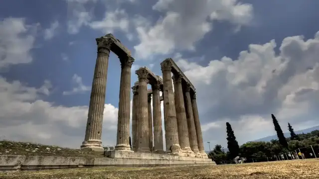 'Video thumbnail for 10 Best Places to Visit in Greece - Travel Video (720p 25fps)'