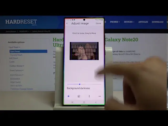 'Video thumbnail for How to Customize Keyboard Theme with Picture in SAMSUNG Galaxy Note 20 Ultra'