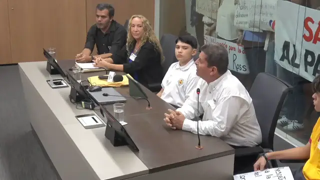 'Video thumbnail for Ciudadano enfrenta a Pilar Cisneros: “Irrespetuosa, no creemos en usted”'