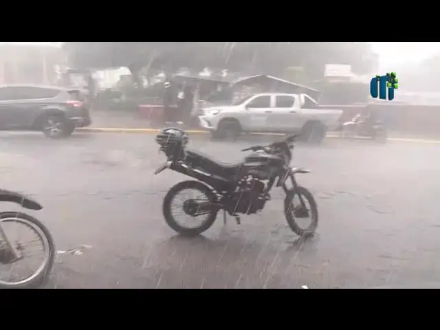 'Video thumbnail for Lluvia con vientos en Matagalpa'