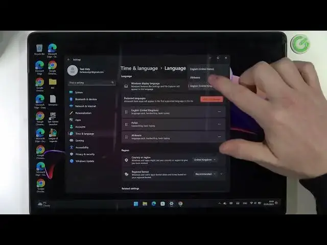 'Video thumbnail for Microsoft Surface 8 Pro - How To Change Language'