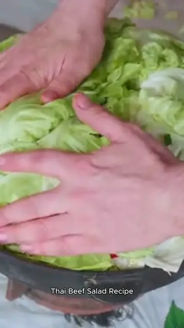'Video thumbnail for Thai Beef Salad Recipe'