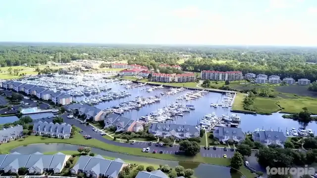 'Video thumbnail for 10 Best Places to Visit in South Carolina - Travel Video (720p 30fps)'