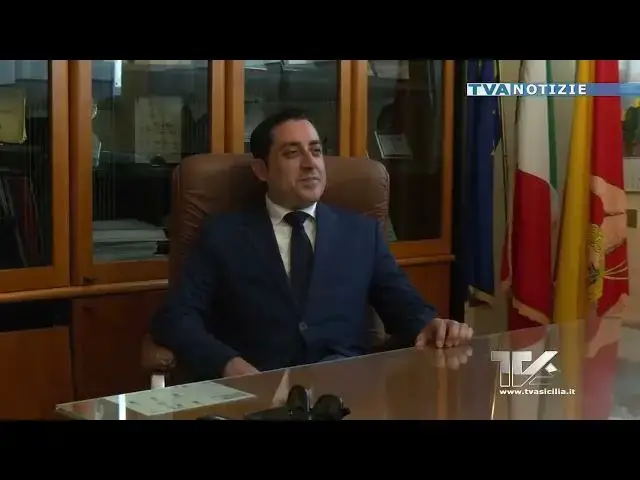 'Video thumbnail for Raddusa. Giuseppe Marino è stato proclamato sindaco nell'aula consiliare del Municipio'
