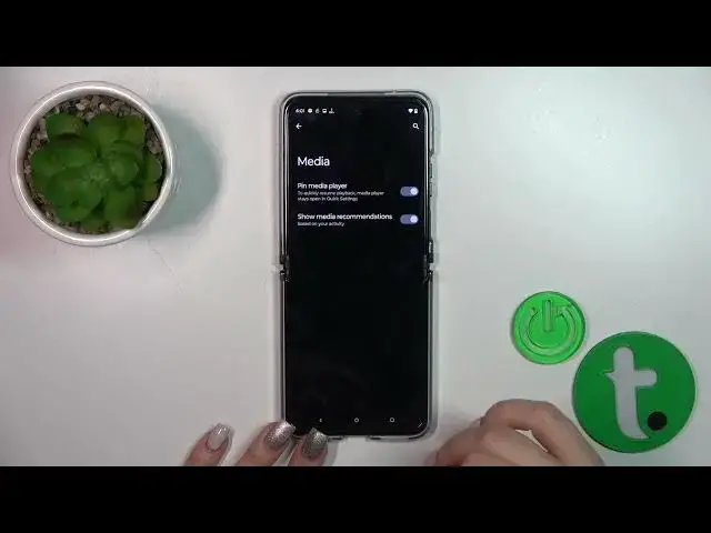 'Video thumbnail for How to Find and Manage Sound Settings on a MOTOROLA Razr 40 Ultra'