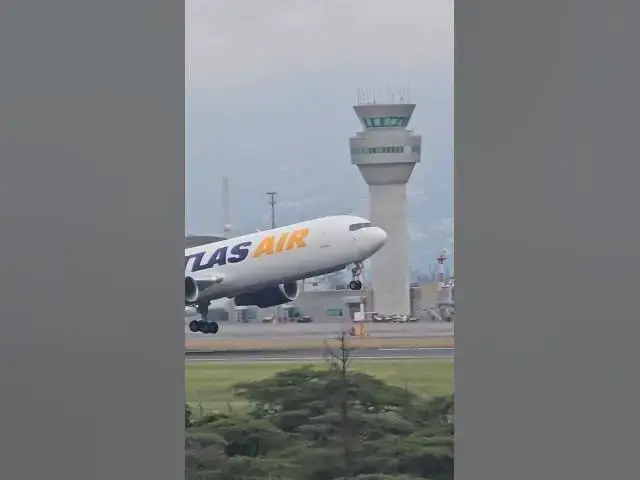 'Video thumbnail for ¿CUÁL ES TU AVIÓN FAVORITO? 😱'