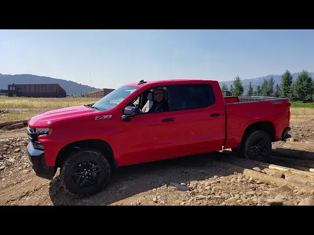 'Video thumbnail for 2019 Silverado Trail Boss goes off road!'