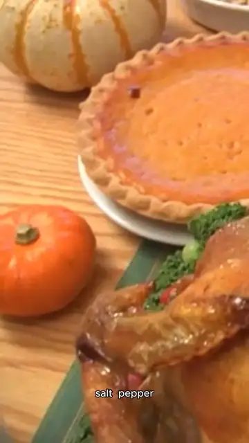'Video thumbnail for turkey gravy recipe'