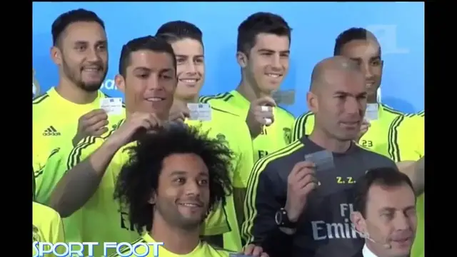 'Video thumbnail for لقطة مضحكة رونالدوووو يمازح مارسيلوووو'