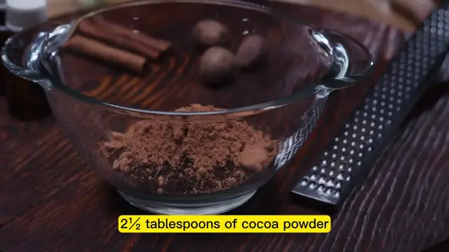 'Video thumbnail for Chocolate-Strawberry Baked Oats_ A Dessert-Like B'