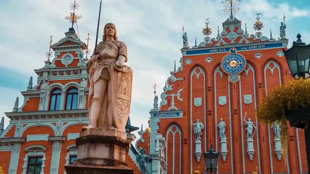 'Video thumbnail for Top 10 Places to Visit in Europe'