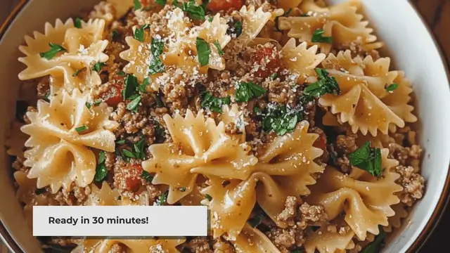 'Video thumbnail for Quick and Easy Bowtie Pasta with Ground Beef Recipe'