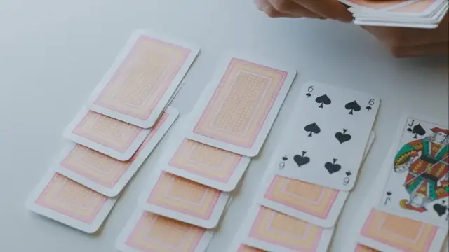 'Video thumbnail for Solitario Online IT: Il Gioco Classico Sempre a Portata di Click'