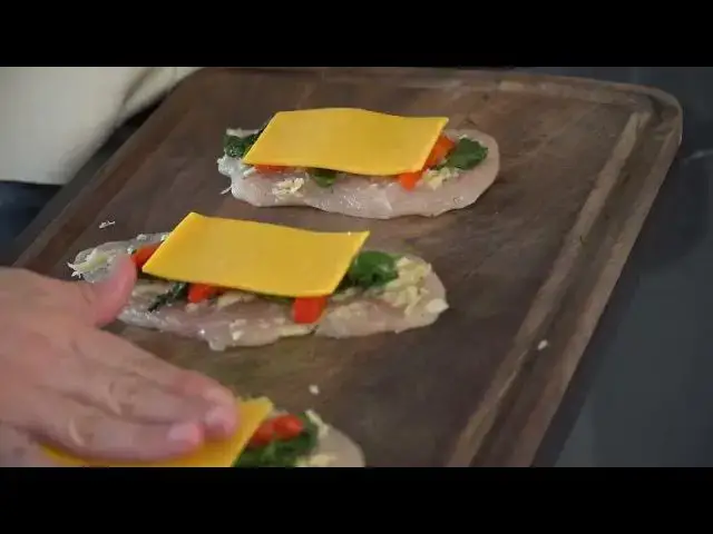 'Video thumbnail for How to Cook Juicy Chicken Breast | Quick & Healthy Recipe'