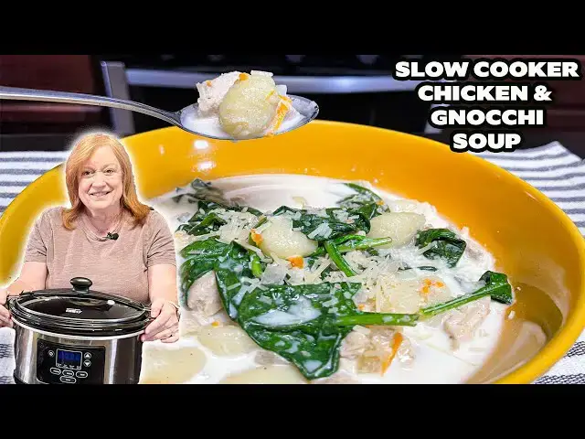 'Video thumbnail for Slow Cooker CHICKEN & GNOCCHI SOUP Olive Garden Copycat Recipe'