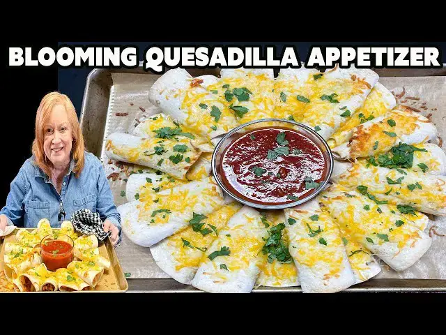 'Video thumbnail for BLOOMING QUESADILLA RING Appetizer'