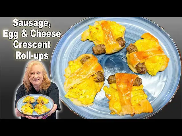 'Video thumbnail for Sausage, Egg, and Cheese Crescent Rollups Breakfast Recipe'