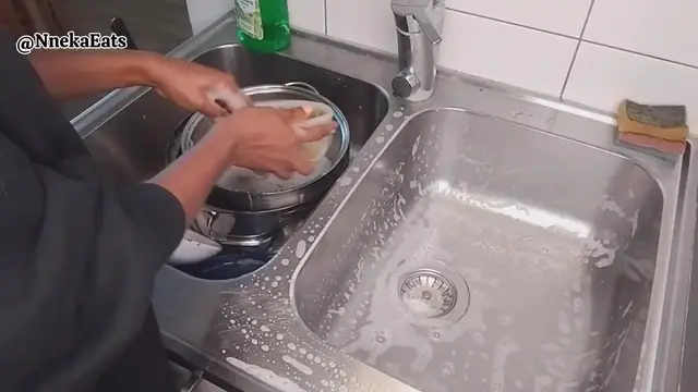 'Video thumbnail for Kitchen Deep Clean:From Cluttered To Mesmerising'