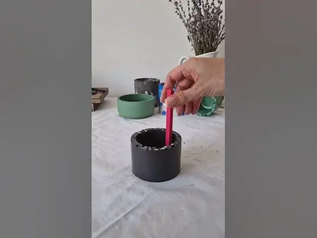 'Video thumbnail for Making of "The Glass" candle Proudly handcrafted in România 🇷🇴 #weecandles'