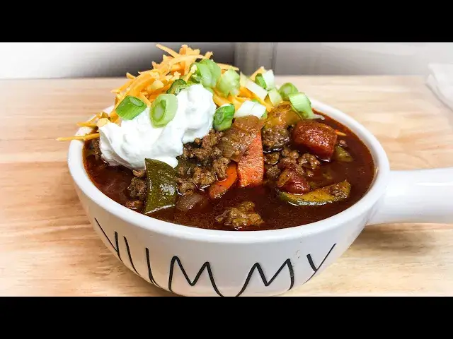 'Video thumbnail for BEST CROCK POT CHILI WITH NO BEANS | SIMPLE RECIPE'