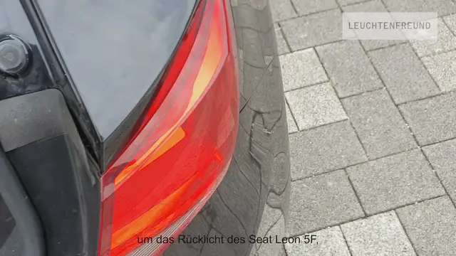 'Video thumbnail for Seat Leon Rücklicht ausbauen und ersetzen'