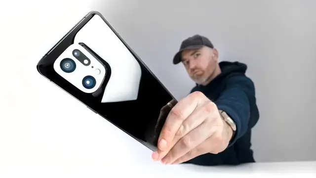 'Video thumbnail for Oppo Find X5 Pro is a SLEEK New Flagship Smartphone'