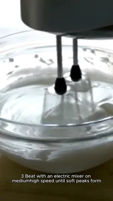 'Video thumbnail for Whipped cream recipe with heavy cream '