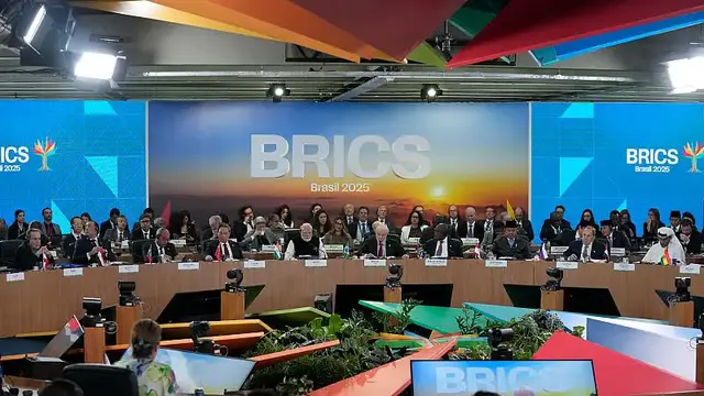'Video thumbnail for BRICS leaders criticize Trump tariffs, attacks on Iran'