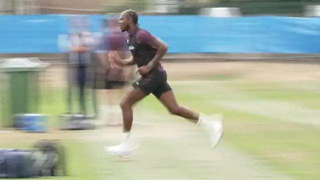 'Video thumbnail for Archer trains with England ahead of second Test against India'