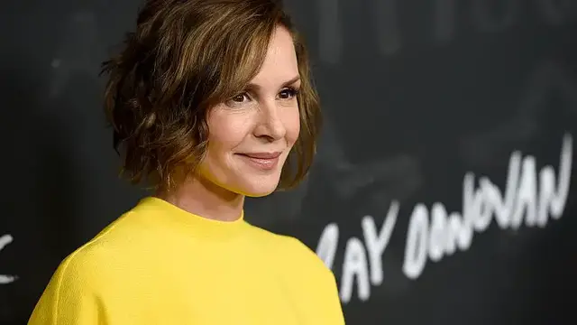 'Video thumbnail for South African actor Embeth Davidtz makes directorial debut with Rhodesia-set drama'