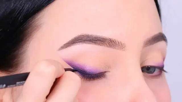 'Video thumbnail for Learn This "Purple Smokey Eyeliner Look" in ONLY 5 Minutes!'