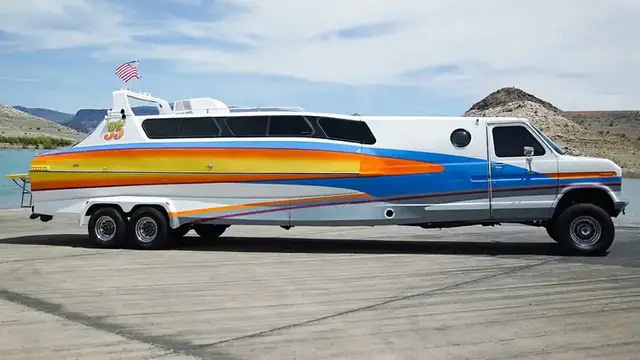 'Video thumbnail for This ‘Boater-Home’ is Half Boat, Half Van'