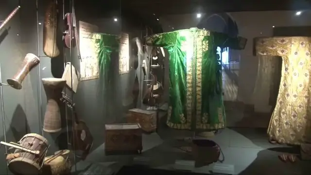 'Video thumbnail for A restored ancient museum palace showcases treasures from the Islamic world'