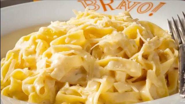 'Video thumbnail for We Tried 15 Italian Chain Restaurants. Here's The Best One'