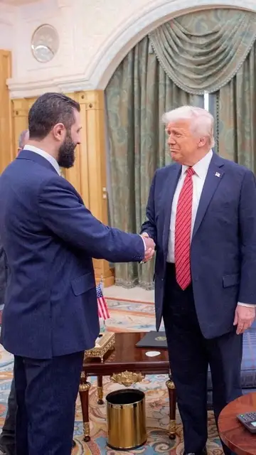'Video thumbnail for Donald Trump signs order to lift Syria sanctions'